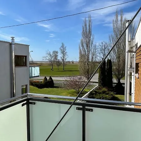 Papli With Seaview Balcony Apartment *